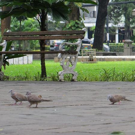 ג'קרטה Oyo 1990 Kost Kuningan Executive Boading House Setiabudi מראה חיצוני תמונה