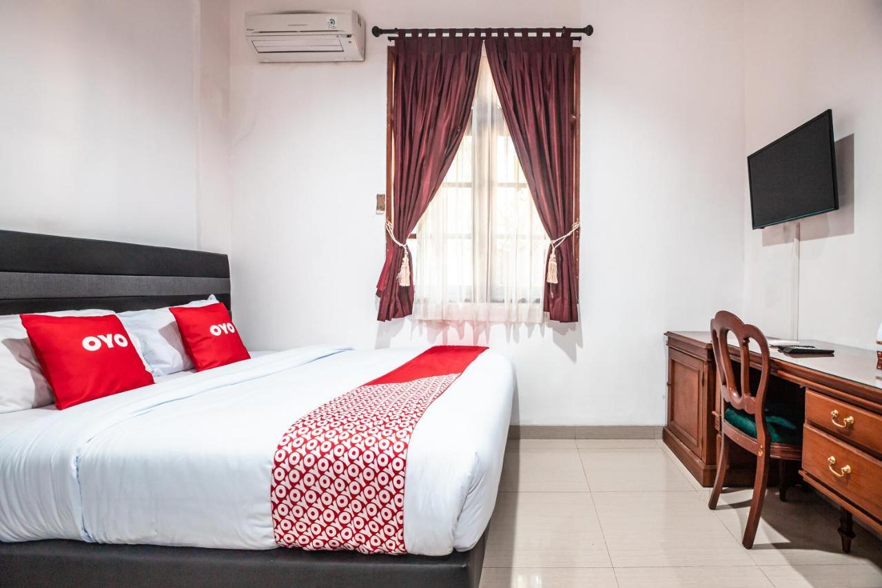 ג'קרטה Oyo 1990 Kost Kuningan Executive Boading House Setiabudi מראה חיצוני תמונה