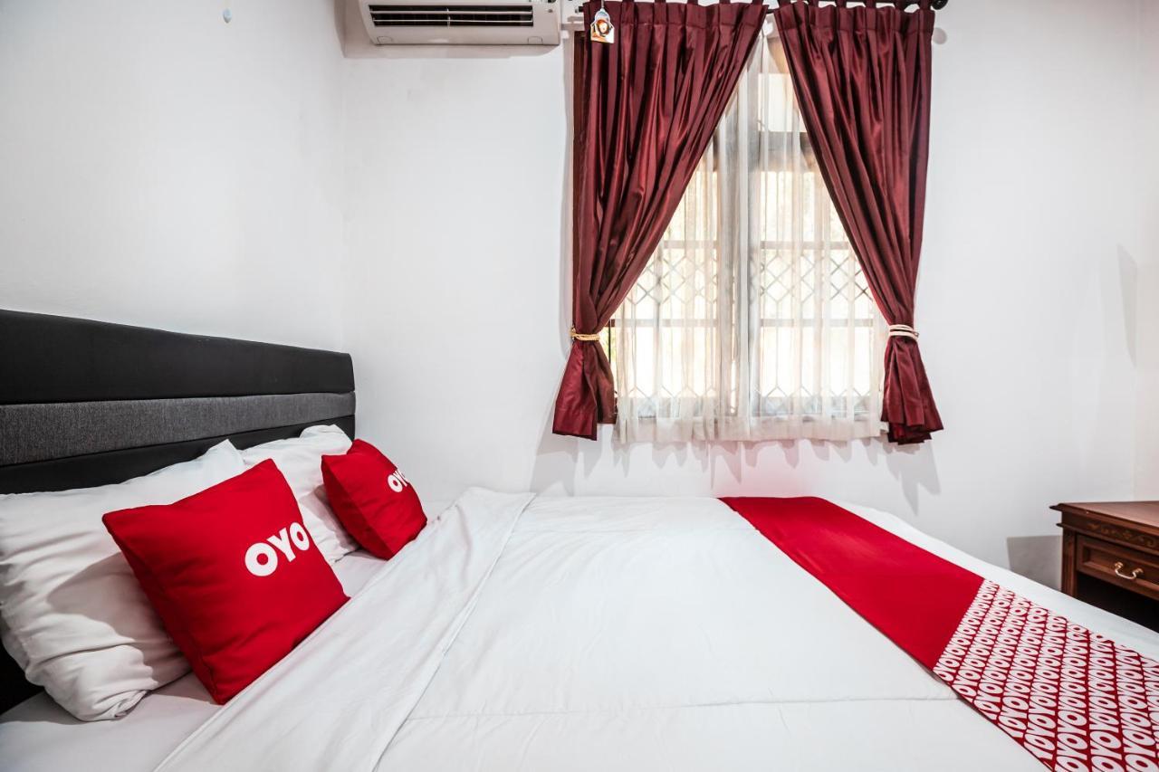 ג'קרטה Oyo 1990 Kost Kuningan Executive Boading House Setiabudi מראה חיצוני תמונה
