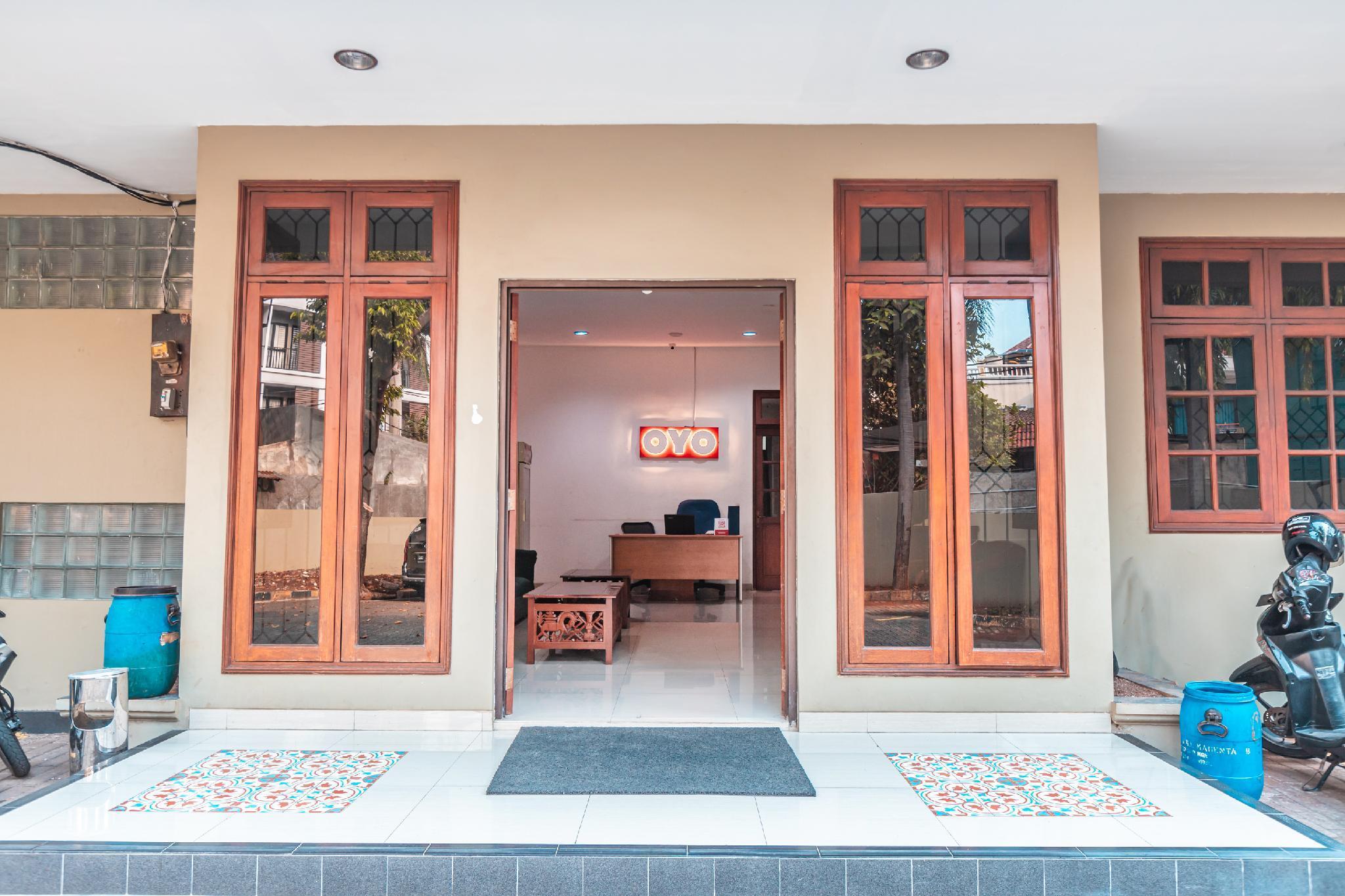 ג'קרטה Oyo 1990 Kost Kuningan Executive Boading House Setiabudi מראה חיצוני תמונה