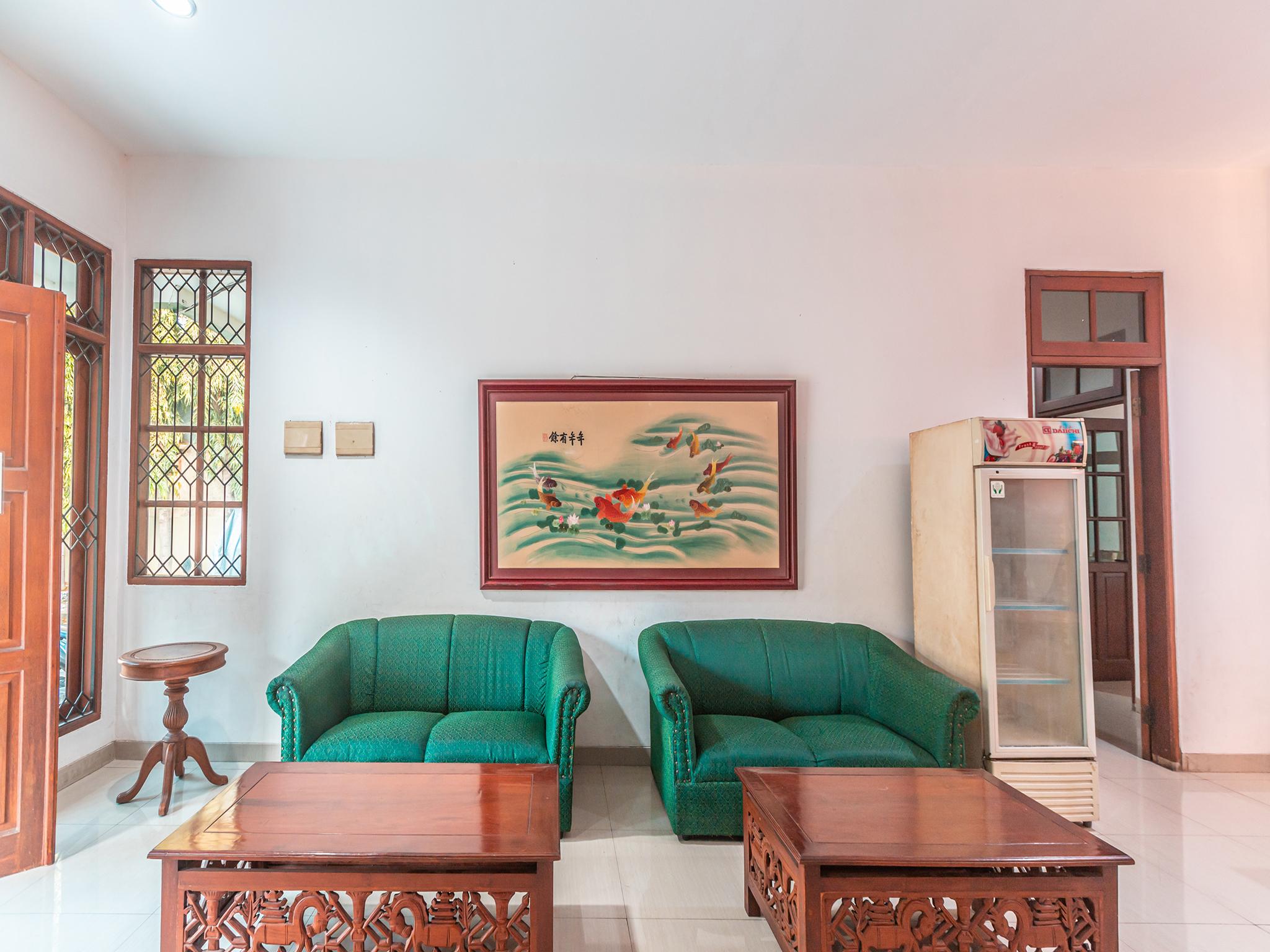 ג'קרטה Oyo 1990 Kost Kuningan Executive Boading House Setiabudi מראה חיצוני תמונה